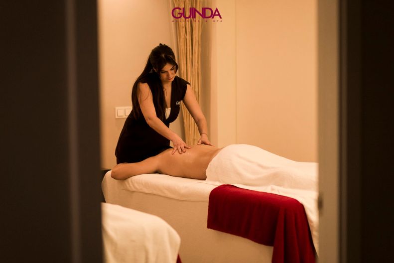 beneficios del masaje ayurvédico